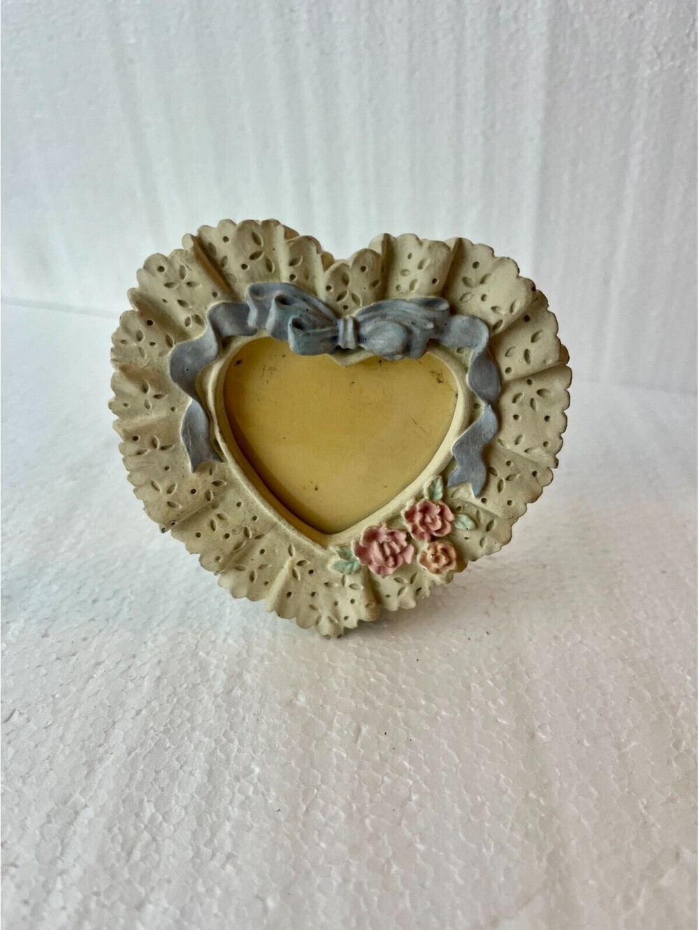 Heart Shaped Photo Frame Roses Bow Lace Cottagecore Shabby Chic Romantic Decor